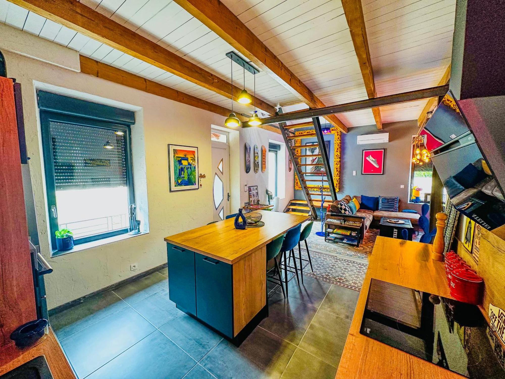 Willa Loft Modern Avec Jardin Piscine Et Pool House Lavalette Zewnętrze zdjęcie